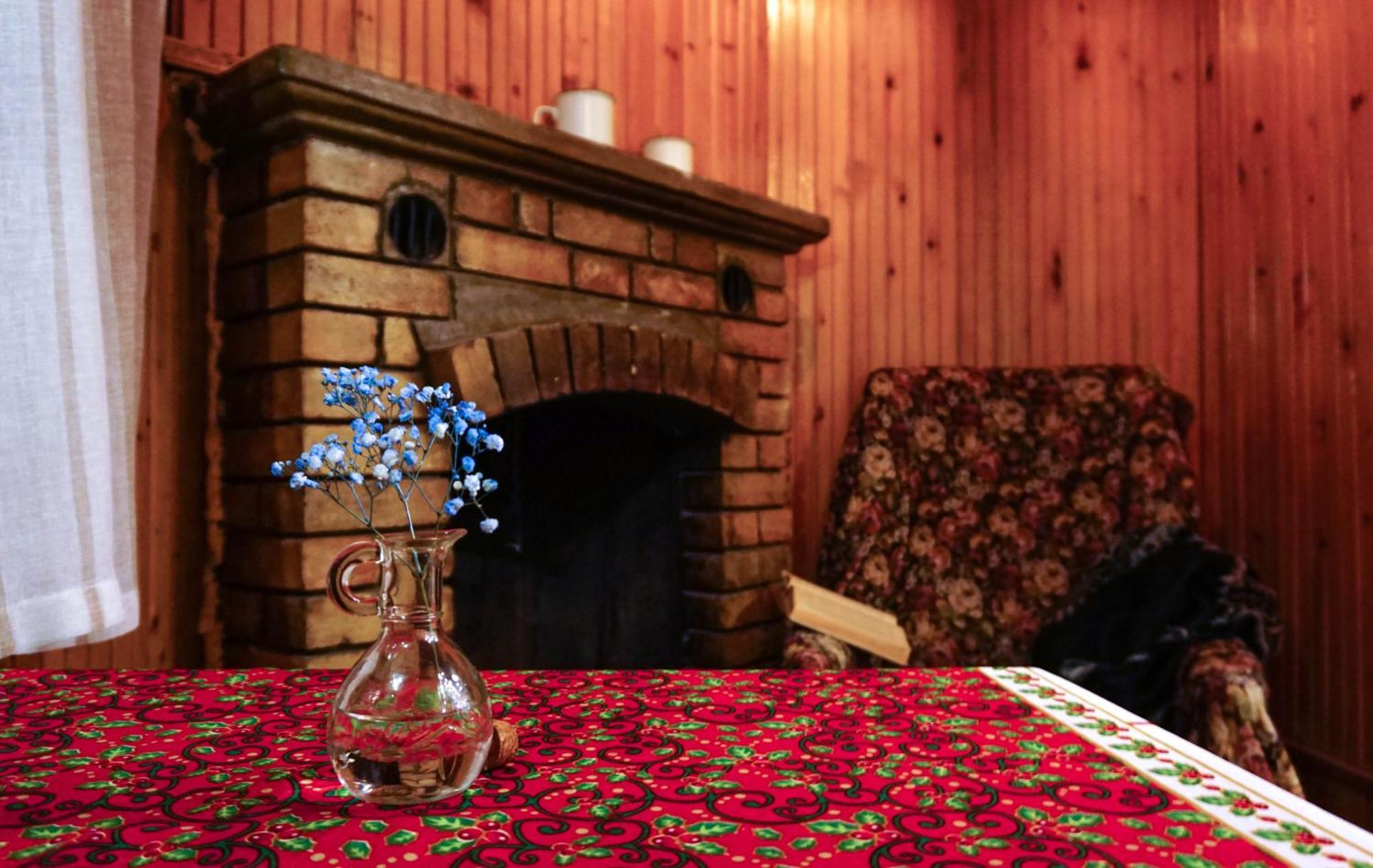 J Square Hostel Тбилиси Экстерьер фото